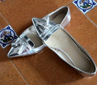 Zapatos Zara Basic plateados talla 37