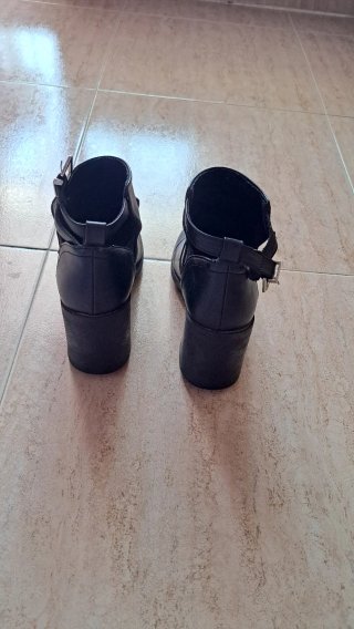 Botines Bershka Negros