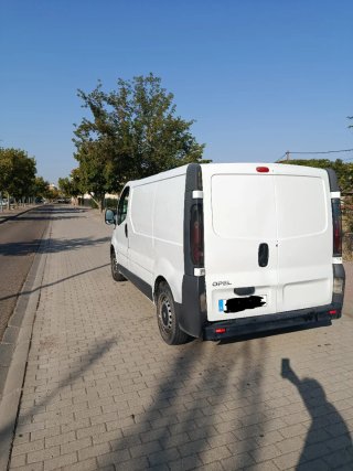 Opel Vivaro 2003