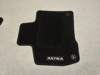 * Opel Astra L Electrico Alfombrillas a medida