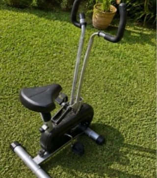 Bicicleta Estática Connor Fitness