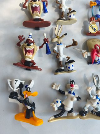 Lote Figuras Looney Tunes Real Madrid Vintage