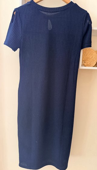 Vestido canalé azul con escote