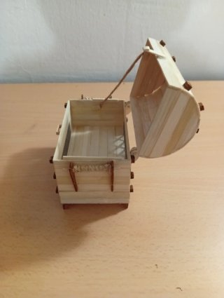 Caja joyero artesanal de madera