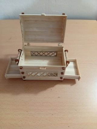 Caja joyero artesanal de madera