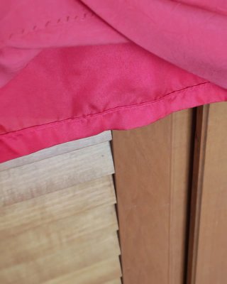 Vestido rojo elegante señora, color coral.