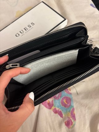 Monedero Guess Negro