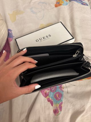 Monedero Guess Negro