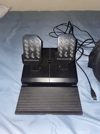 Volante PS4 con Pedales