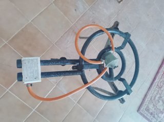 Paellero de gas con patas