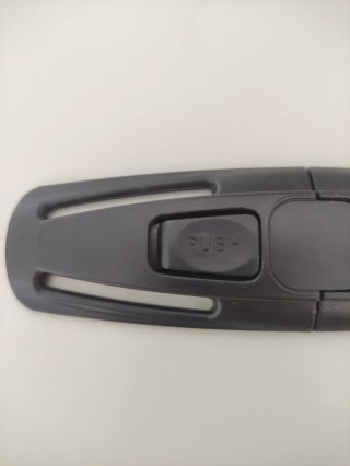 Clip para silla de coche infantil