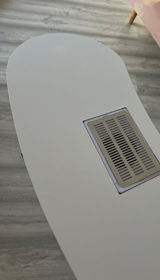 Mesa de manicura plegable con aspirador