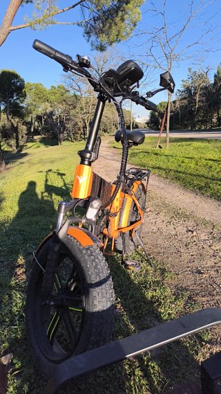 Bicicleta Eléctrica Naranja Plegable
