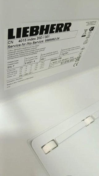 Nevera Liebherr blanca