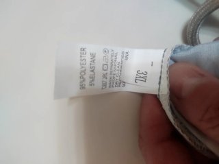 Vestido estampado negro con espirales marrones