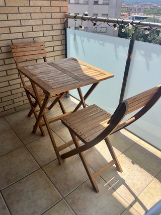 Conjunto mesa y 2 sillas madera terraza