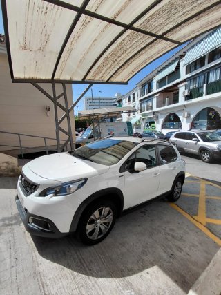 PEUGEOT 2008 Signature BlueHDi 100
