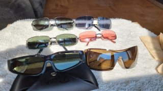 2 RAY-BAN 1 VERSUS 1 MASSIMO DUTTY 1 LG 1 DIOR  OR