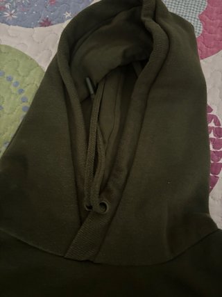 Sudadera verde con frase
