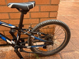 Bicicleta Infantil TREK MT60 20”.