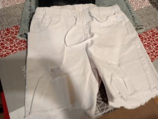 Pantalones cortos 3 colores. Vendo por separado tb