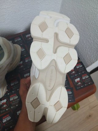 New Balance 9060 Beige/Blanco