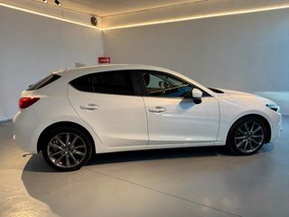 Mazda 3 2018