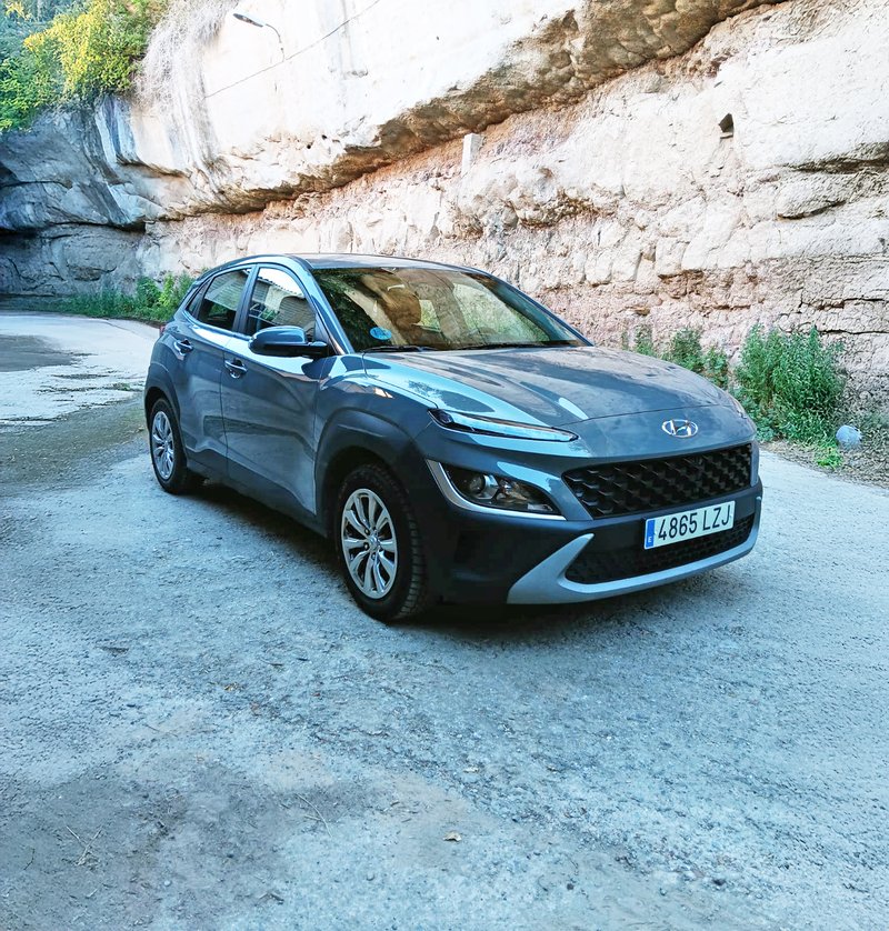 Hyundai Kona 2022 - foto 1