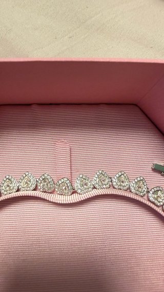 Collar Swarovski Ariana Grande Corazón
