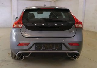 Volvo V40 2018