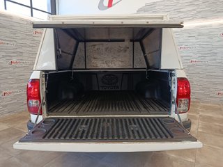 Toyota Hilux 2.4 D-4D Cabina Doble GX