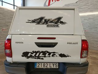 Toyota Hilux 2.4 D-4D Cabina Doble GX