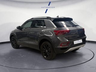Volkswagen T-Roc Dark 1.0 TSI 81kW (110CV)