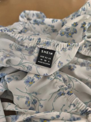 Mono corto floral verano