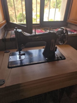 Máquina de coser antigua
