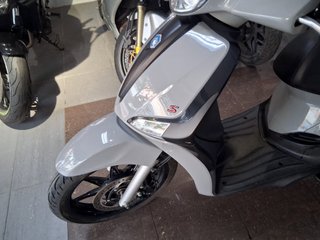 Piaggio Liberty 50 S Plata