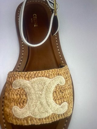 Sandalias Celine Triomphe Beige y Marrón