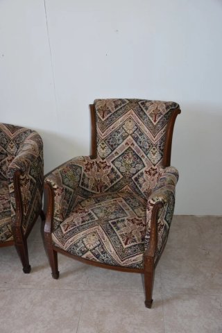 Antiguo tresillo con marquetería