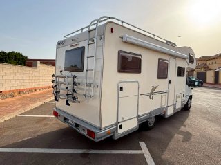 Autocaravana Capuchina 5 plazas 2007
