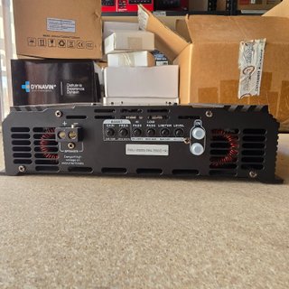 Amplificador Dynavin 3500W RMS 1R