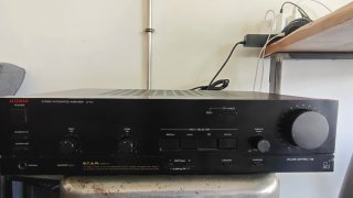 Amplificador Luxman LV-121 Negro
