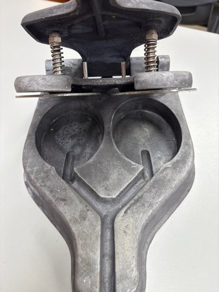 Molde para hamburguesas de metal