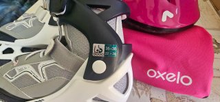 Patines en línea Oxelo, casco rosa y protecciones