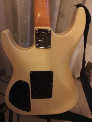 Guitarra Eléctrica Shadow S110 Blanca