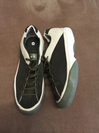 Zapatillas deportivas hombre talla 45