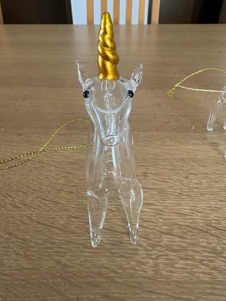 3 Figuras de Cristal con Detalles Dorados