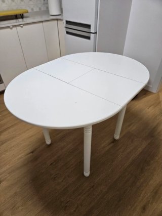Mesa de cocina blanca extensible