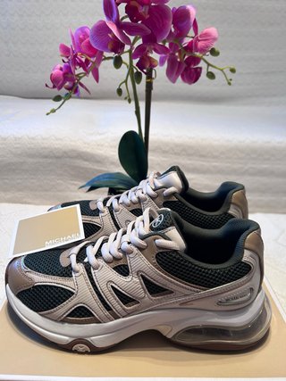 Zapatillas Michael Kors Doradas y Verdes