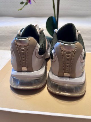 Zapatillas Michael Kors Doradas y Verdes