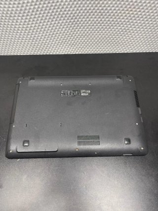 Portátil ASUS i3 Windows 8